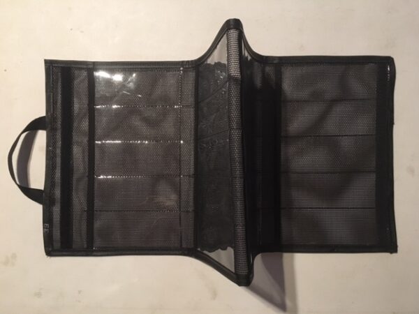 black folding dodger jacket 20 2 1/4x 6" pockets with handle